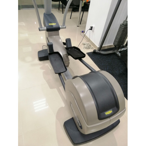 Орбитрек  Technogym Excite 700 (Б/У) - фото №4